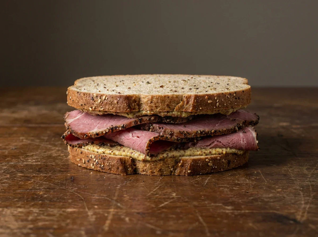 Turkey_pastrami_sandwich_on_rye